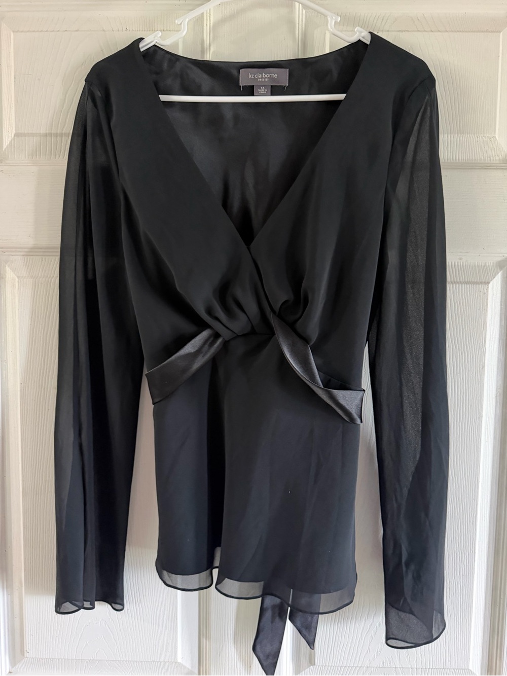 Liz Claiborne Black Sheer-Sleeve Twist Front Blouse